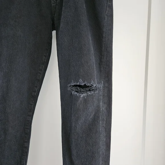 Citizens Of Humanity Liya Distressed Black Straight Leg Pants Size 28 - Picture 2 of 7